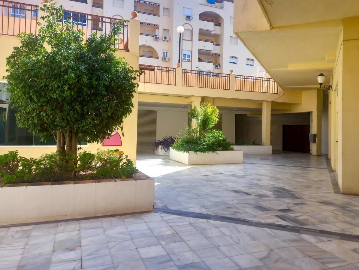 Apartamento Hibisco , Primera Linea De Playa Almunecar Bagian luar foto